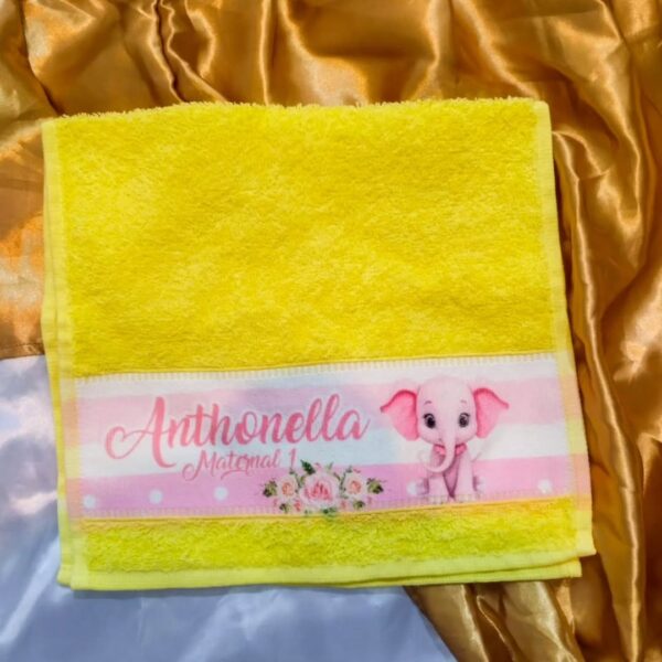 SaveClip.App_429454738_1145336910224784_7044662323810776819_n Toalhinha Personalizada com Nome