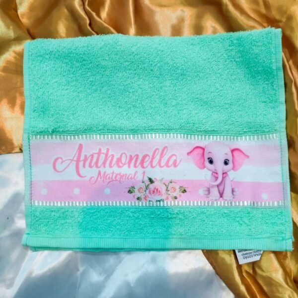 SaveClip.App_429501894_1682056399270639_772393482317936155_n Toalhinha Personalizada com Nome