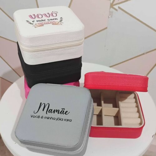 SaveClip.App_523247876_796916846826838_8665809502117472736_n Porta-Joia Personalizado – Presente Criativo e Exclusivo